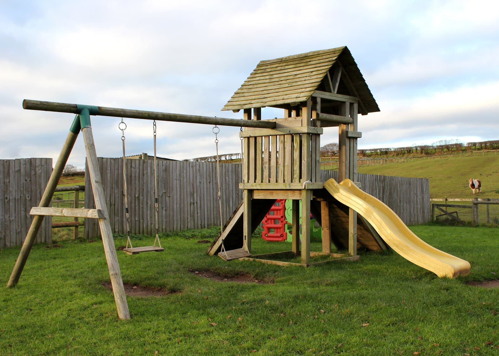 Warren Mill Farm - Photo