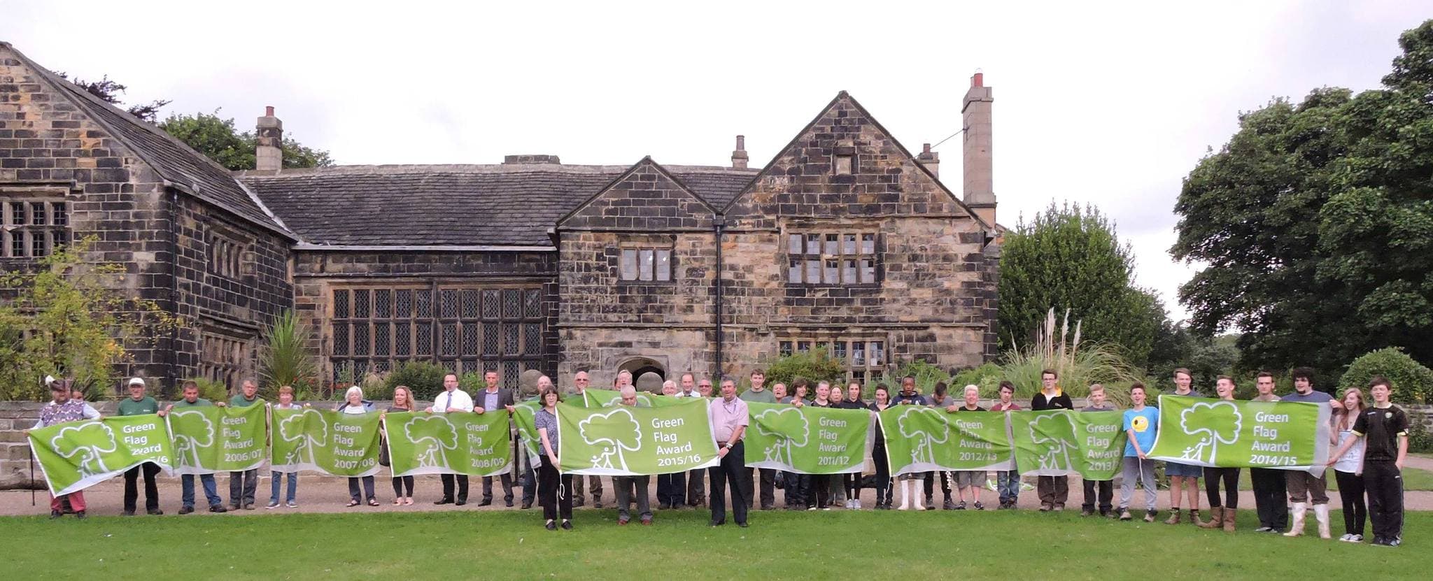 Oakwell Hall Country Park - Photo