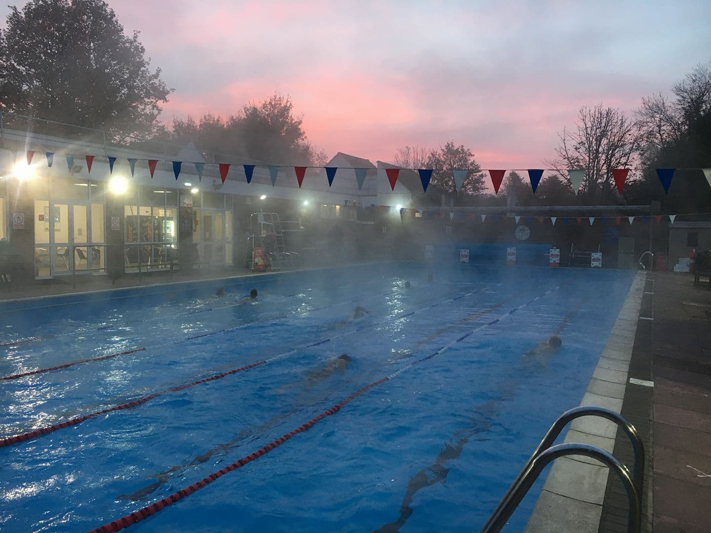 Chesham Heated Open Air Pool - Photo 1