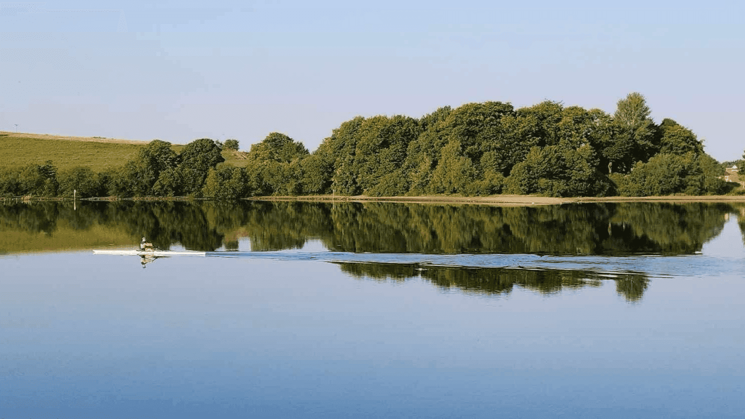 Hollingworth Lake Country Park and Visitor Centre - Photo