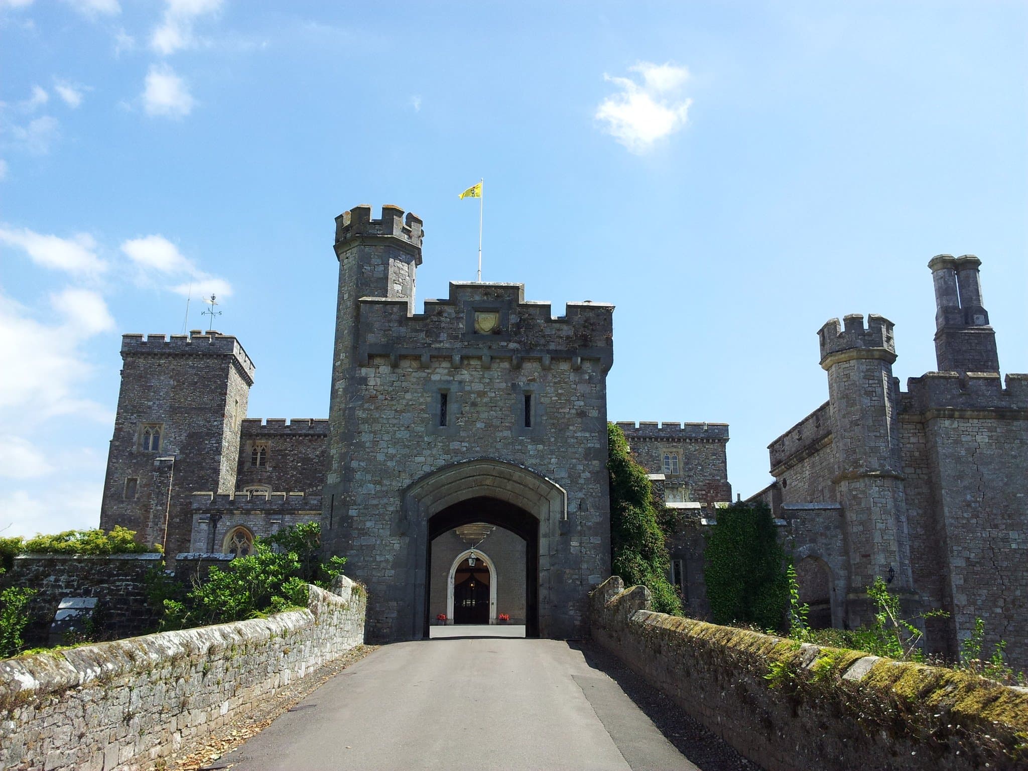 Powderham Castle - Photo
