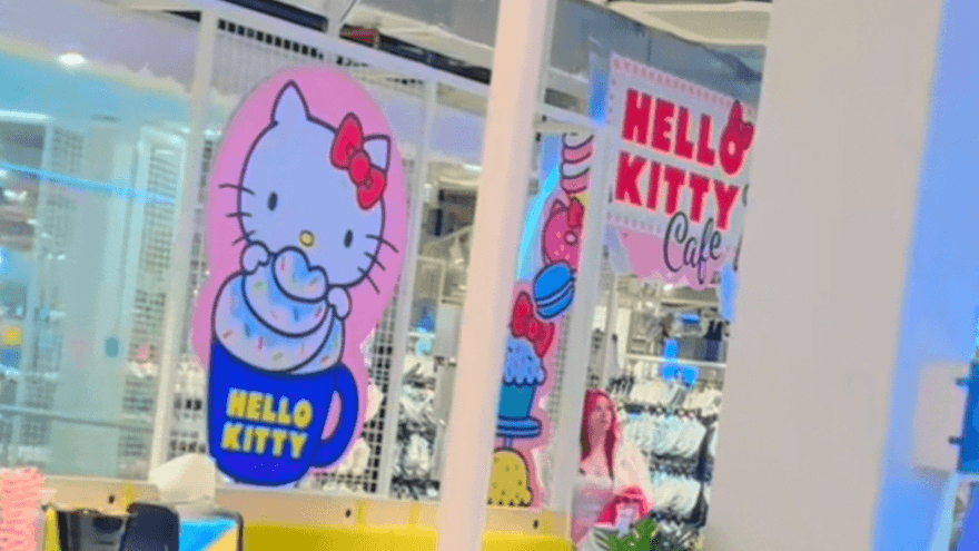 Hello Kitty Cafe Birmingham - Photo