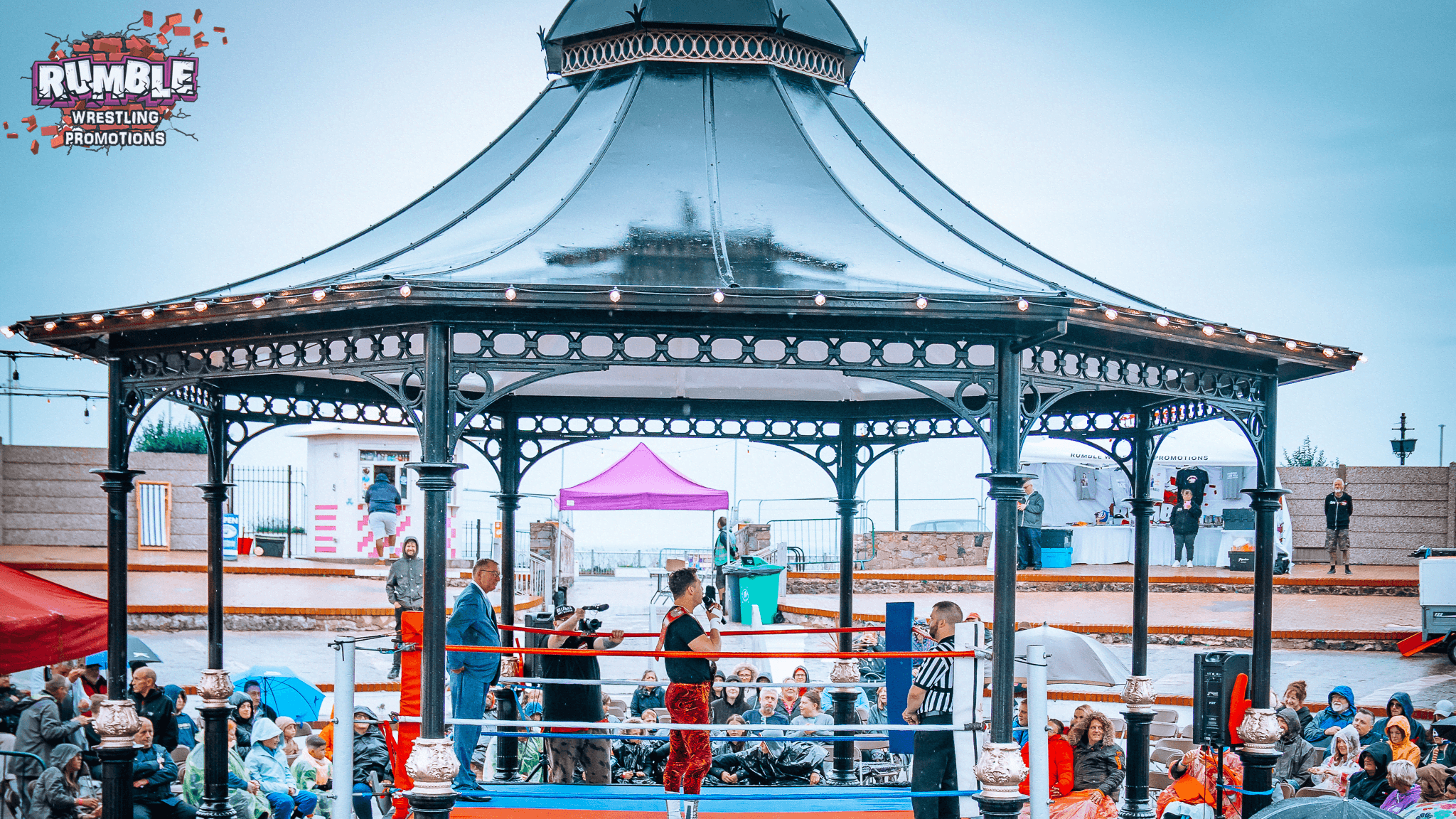 The Oval Bandstand and Lawns - Photo