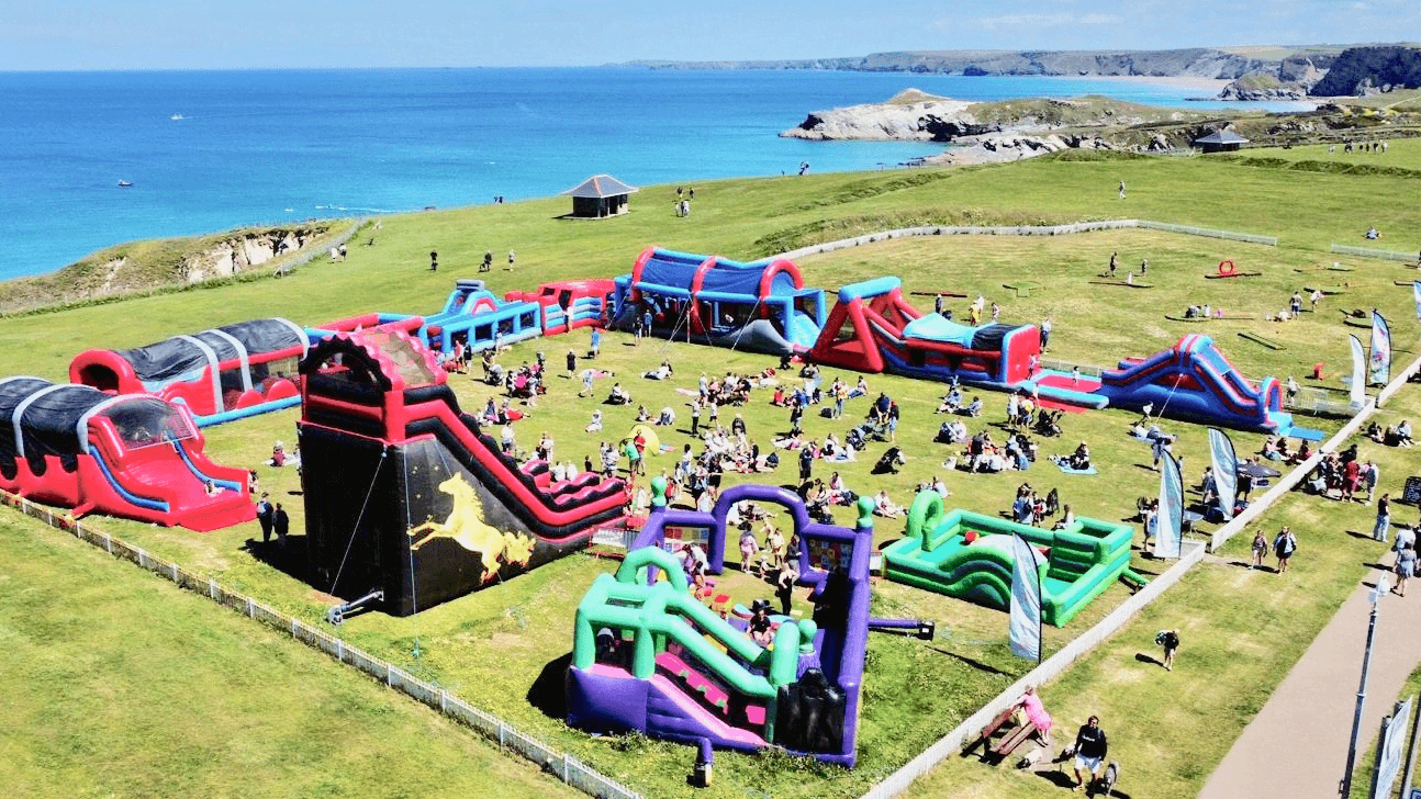 Body Bounce Bouncy Castle Fun Park - Photo 1