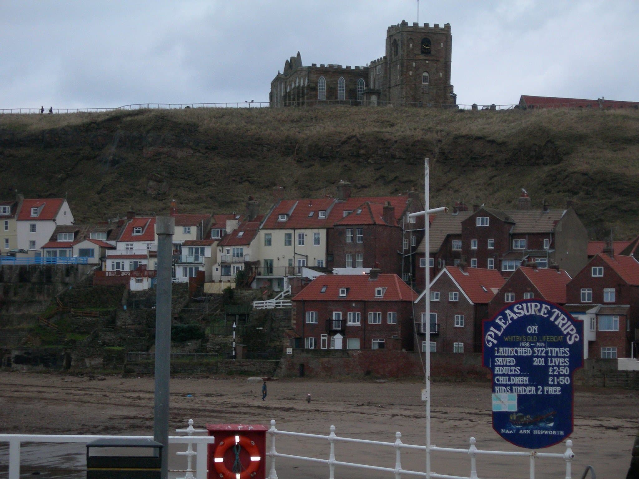 Huntfun Whitby - Photo 1
