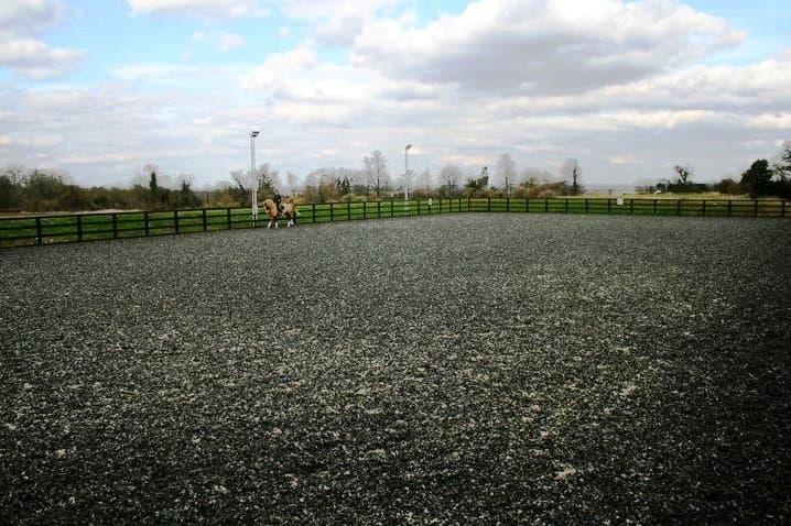 Barrow Hall Stables - Photo