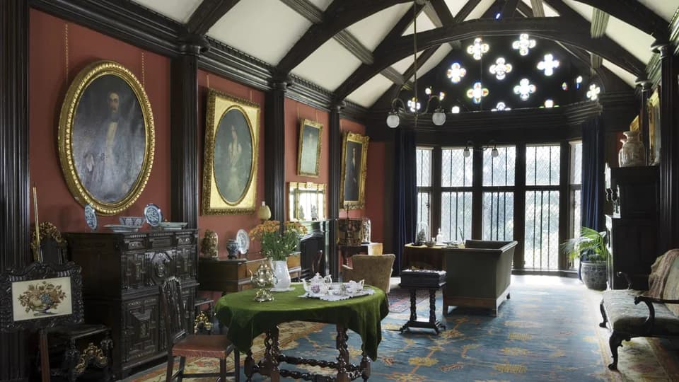 Rufford Old Hall - Photo