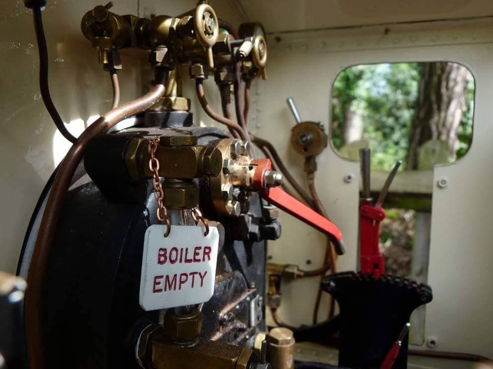 Pinewood Miniature Railway - Photo
