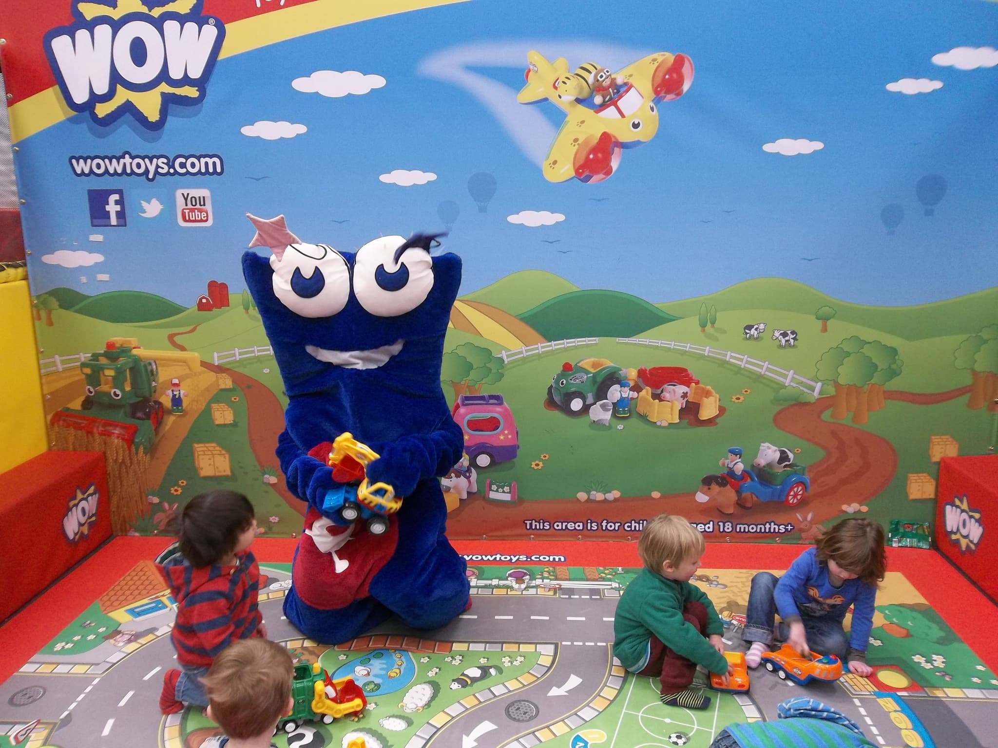 PlaySpace - Photo 1