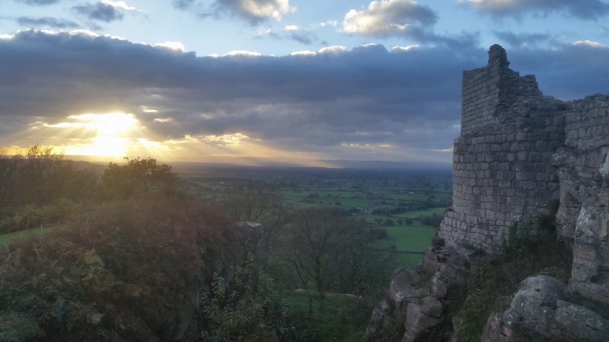 Beeston Castle and Woodland Park