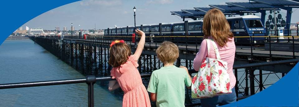Southend Pier and Train - Photo