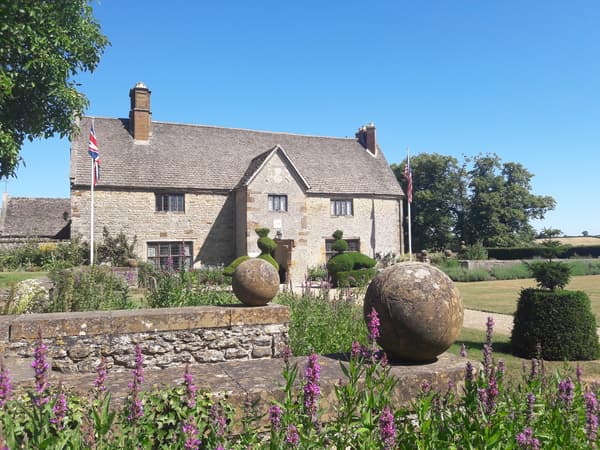 Sulgrave Manor