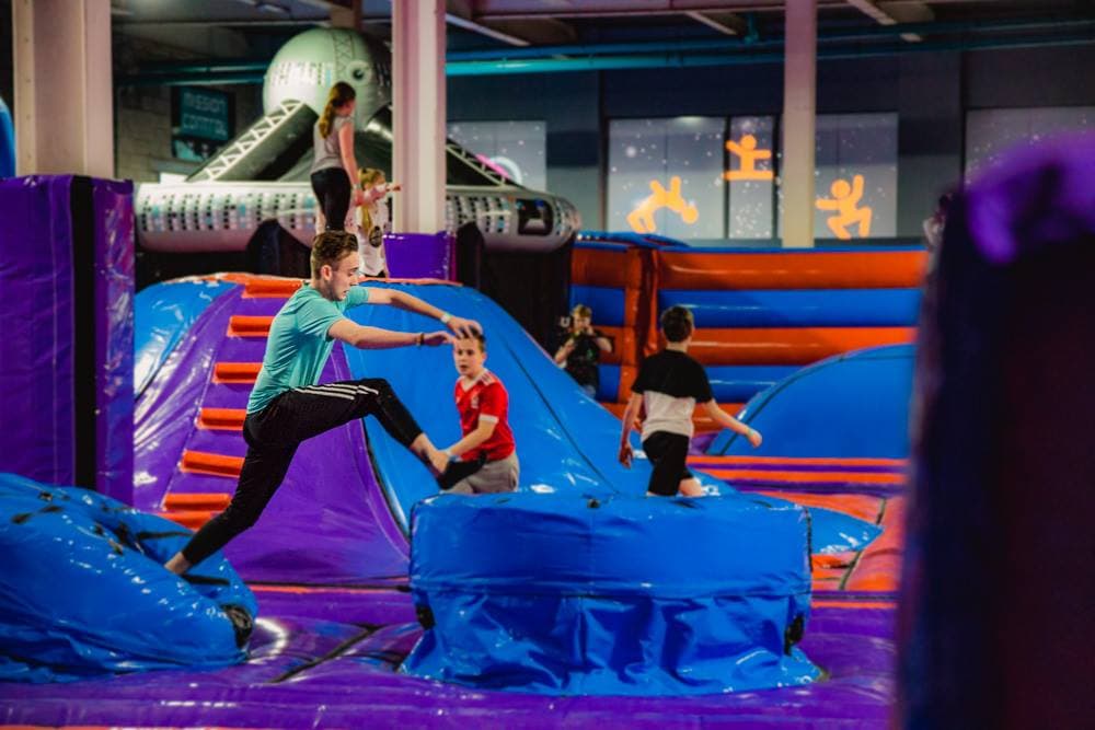 Planet Bounce - Photo 1