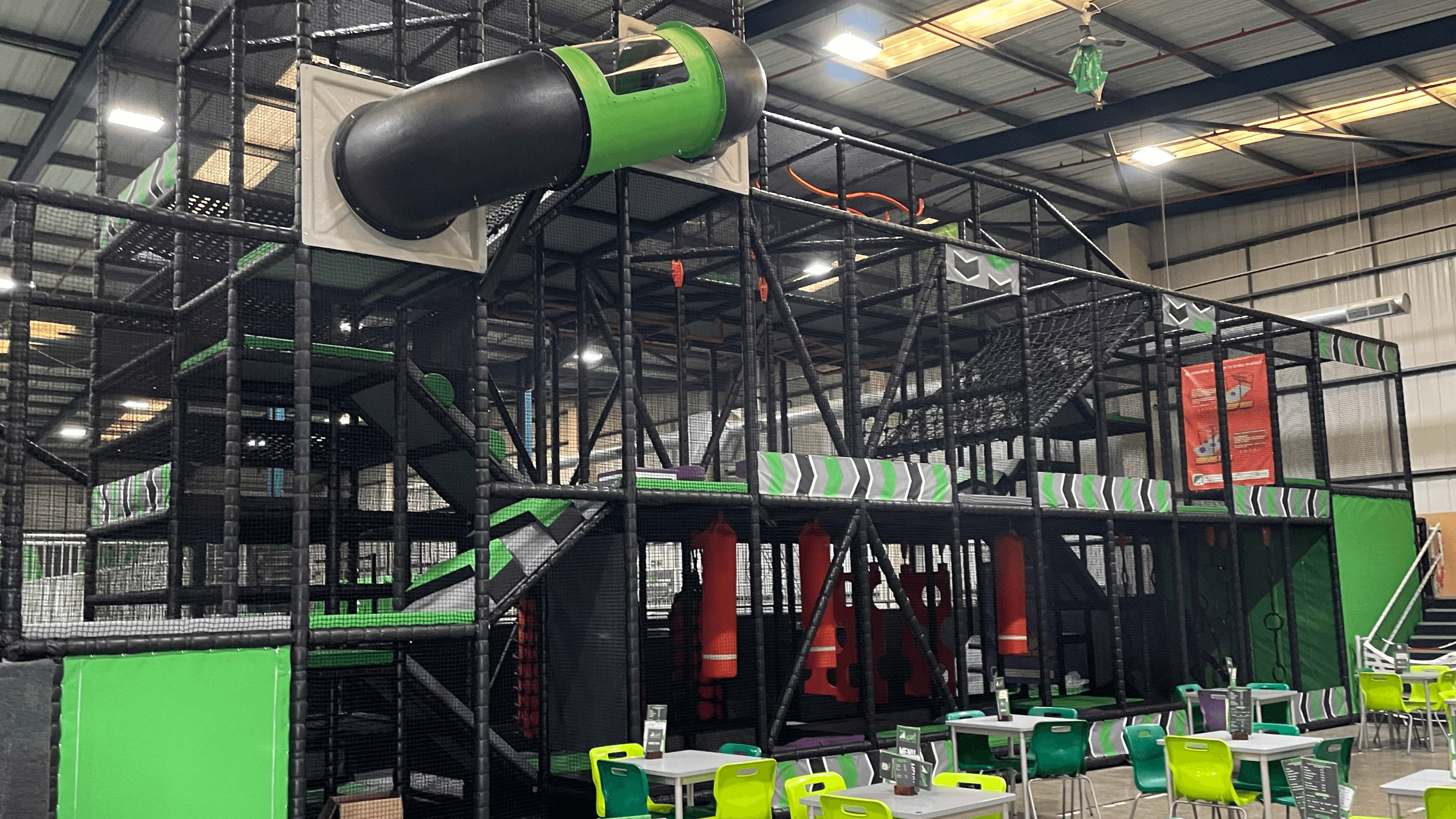 Ascent Trampoline Park - Photo