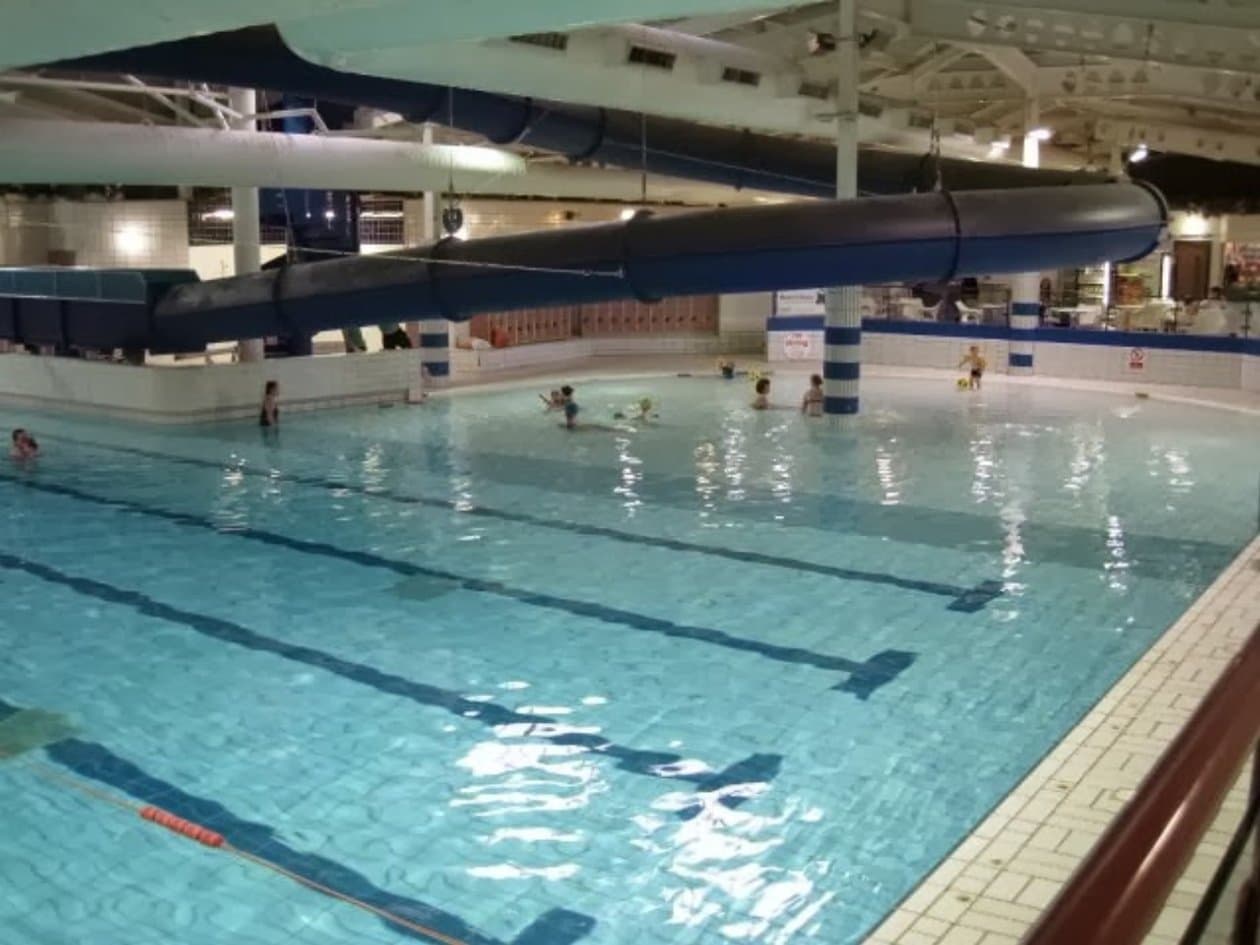 Didcot Wave Leisure Pool - Photo
