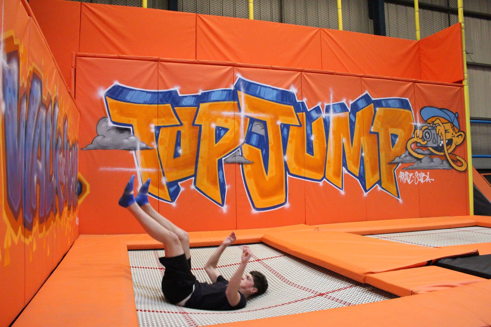 TopJump Trampoline Park - Photo
