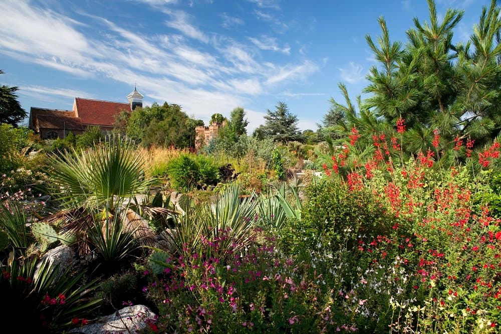 Lullingstone Castle & World Garden - Photo