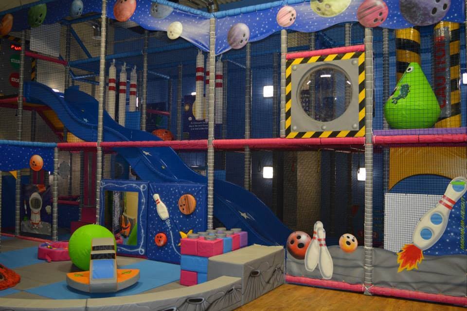 Play Away - Photo 1