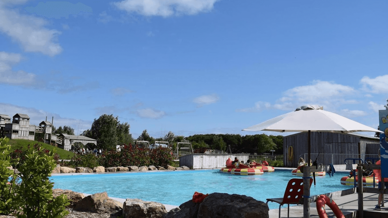 Puxton Park - Photo