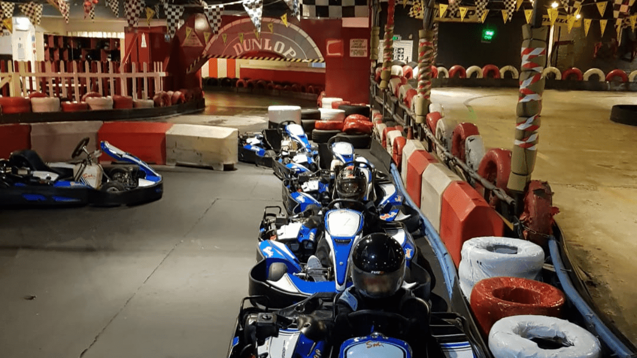 The Garage - Photo