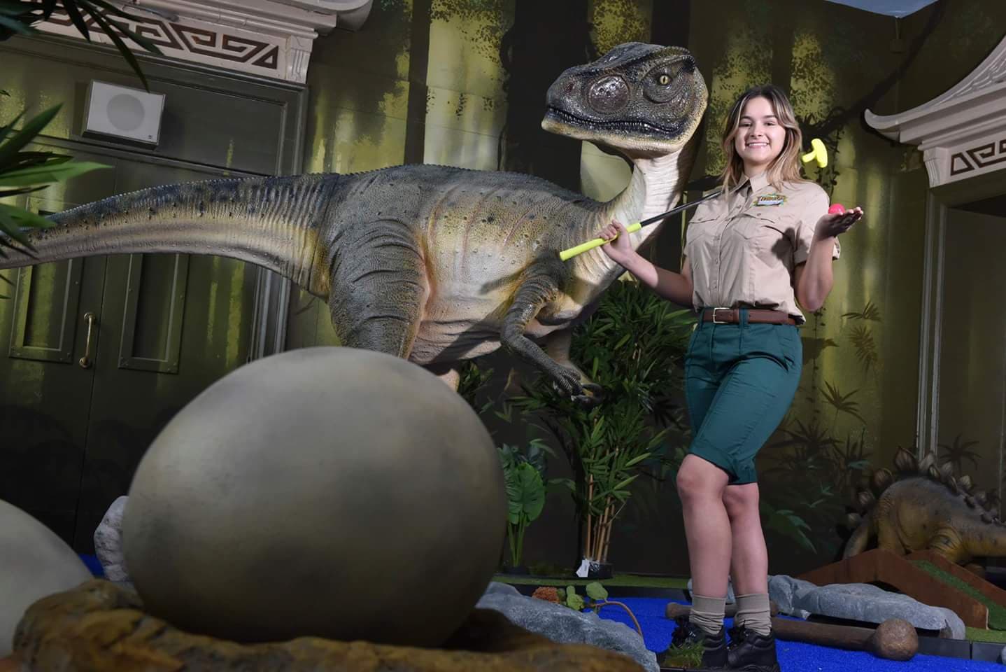 Dino Golf