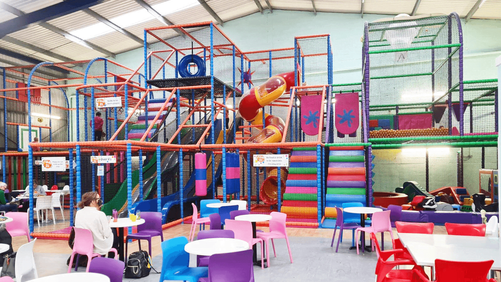 DJ's Play Zone - Photo 1