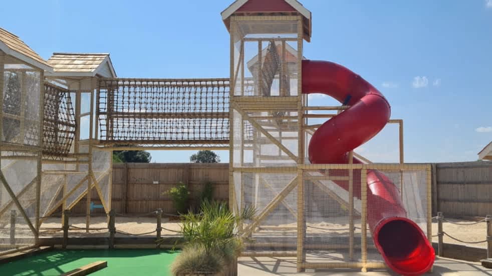 360 Play Rushden Lakes - Photo