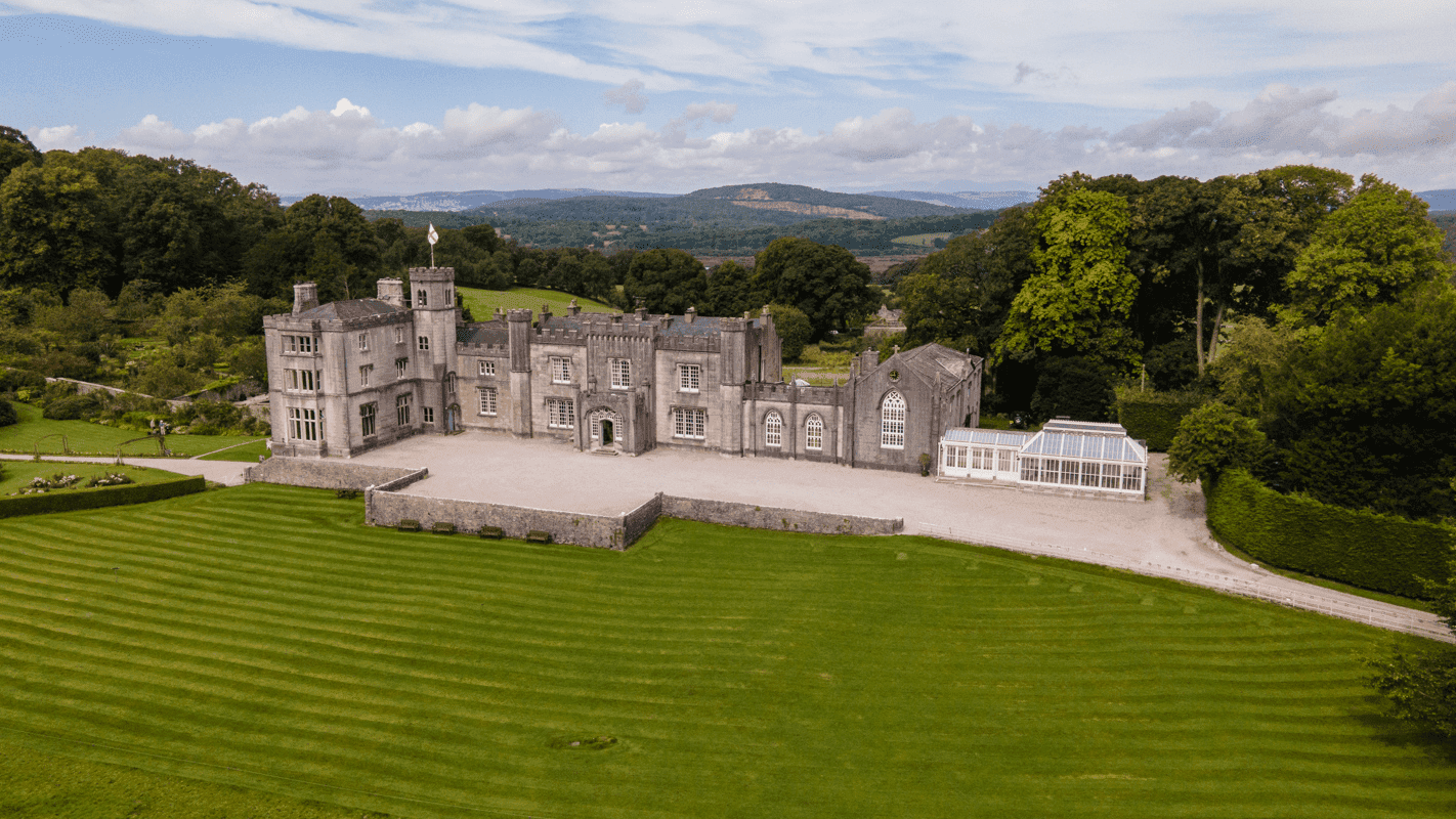 Leighton Hall - Photo