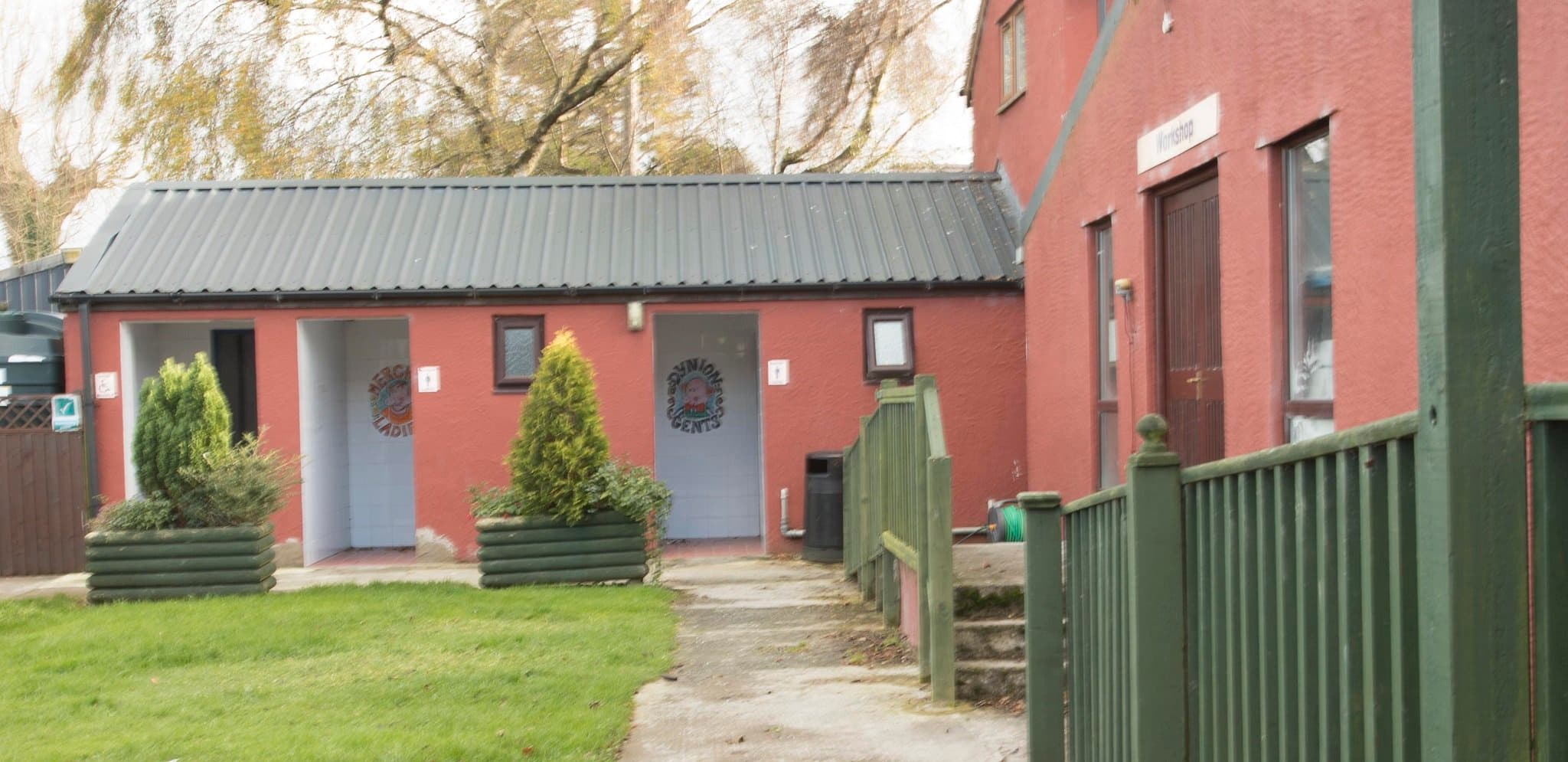 Piggery Pottery - Photo