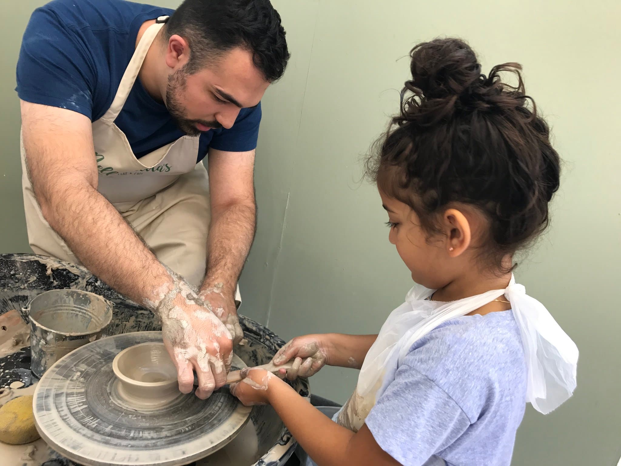 Mella Mella's Pottery, Play & Cafe - Photo