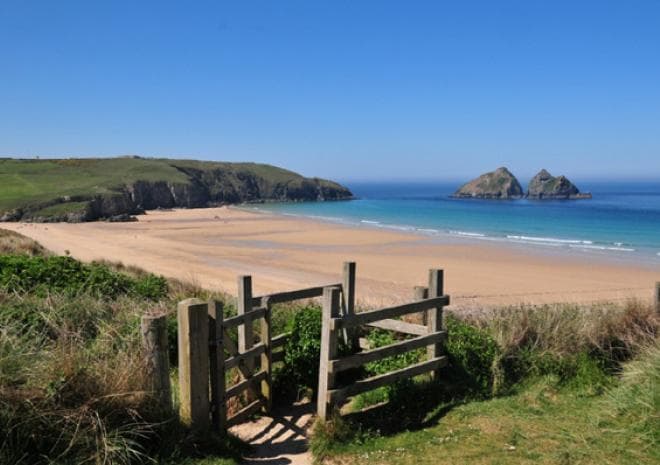 Holywell Bay Beach - Photo
