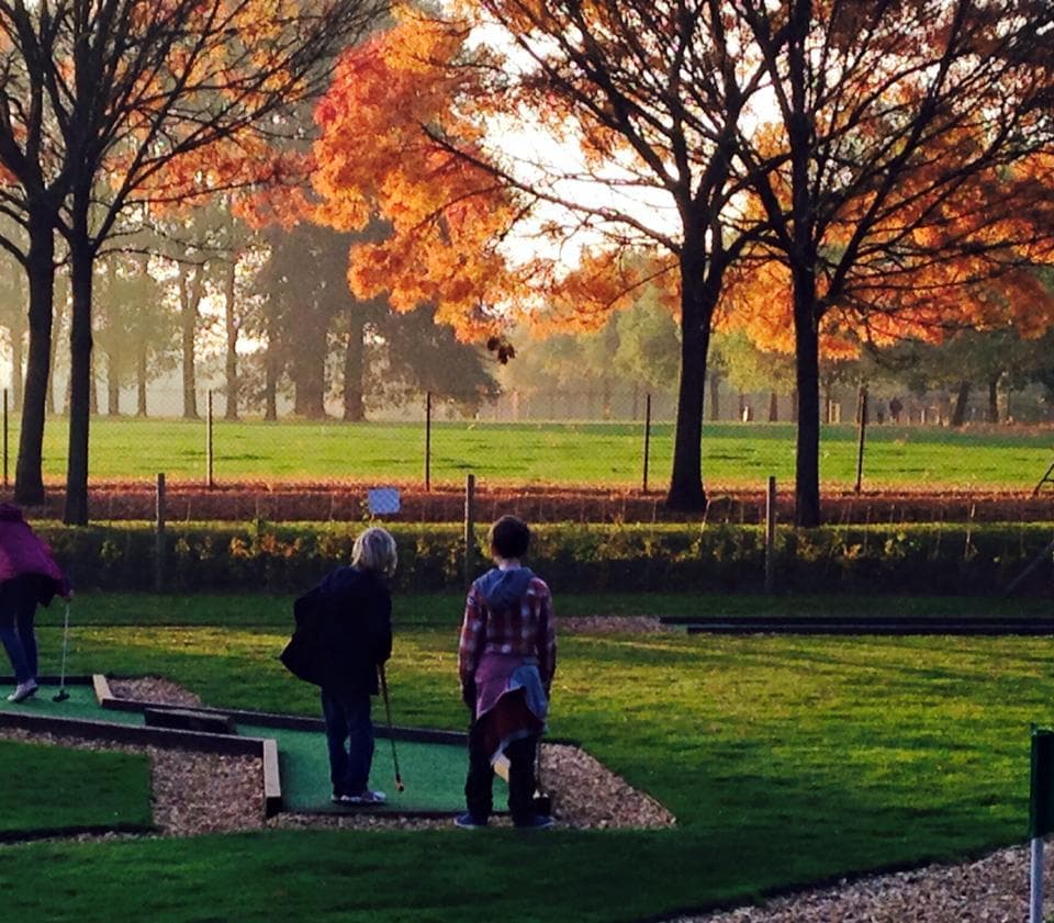 Eaton Park Crazy Golf - Photo