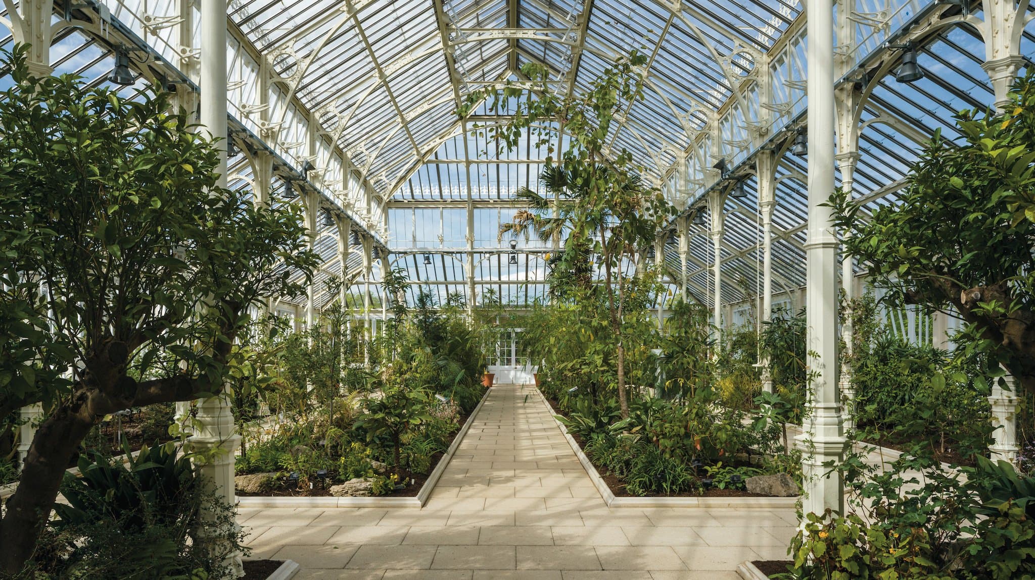 Kew Gardens - Photo 1