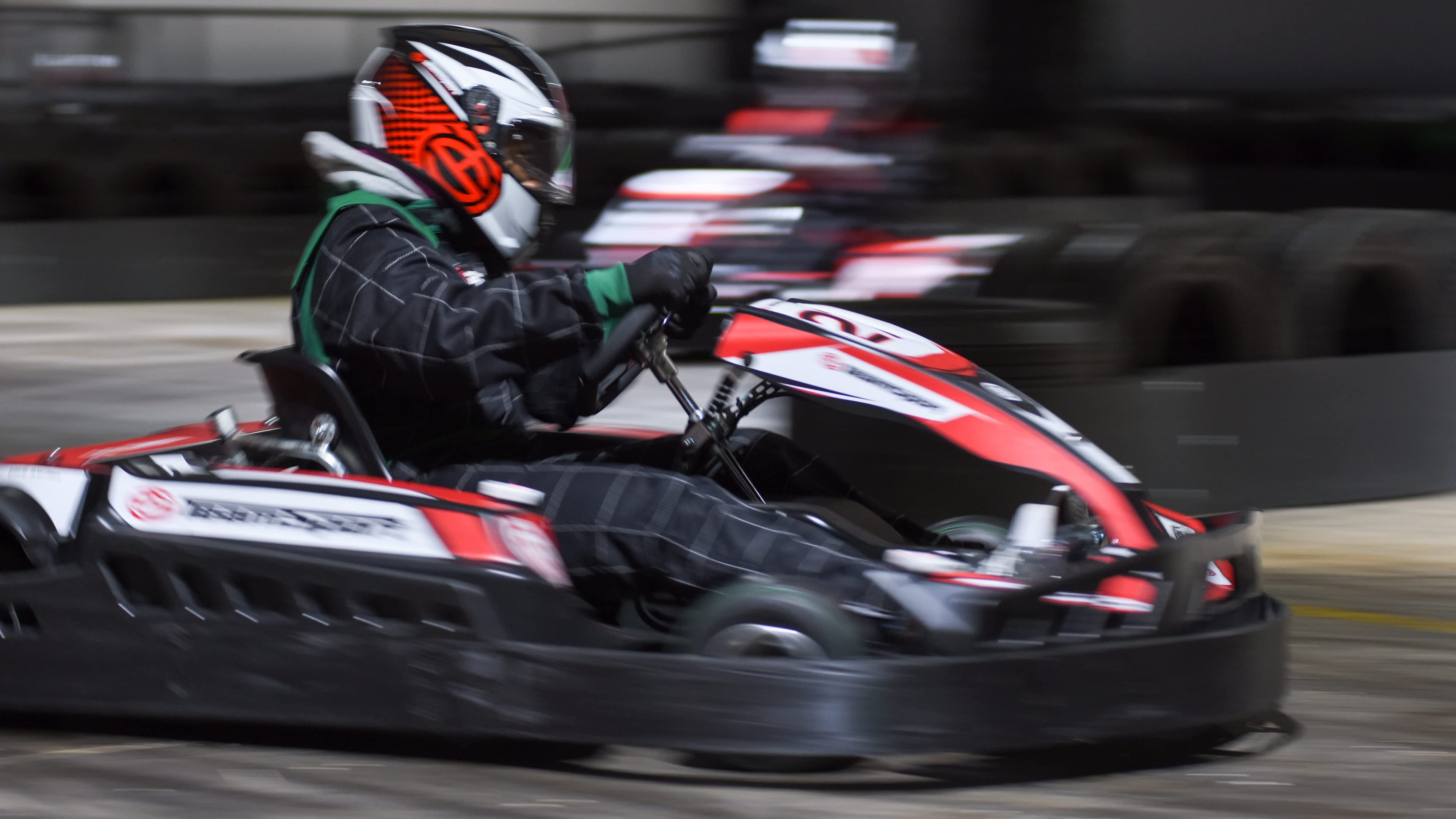 TeamSport Indoor Karting Cambuslang - Photo 1