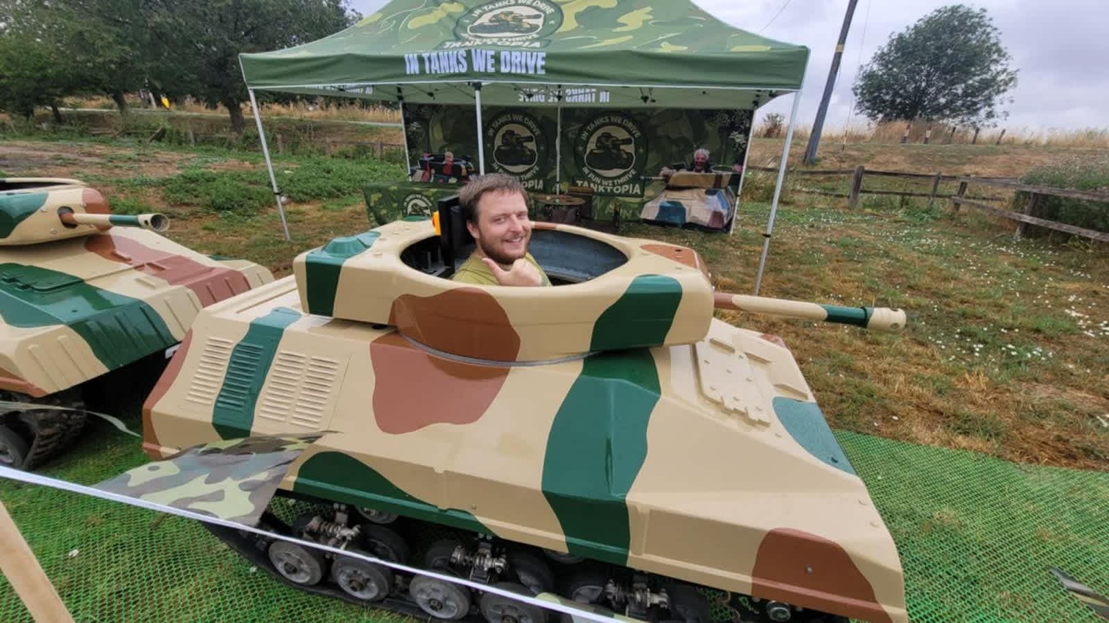 Tanktopia - Photo 1