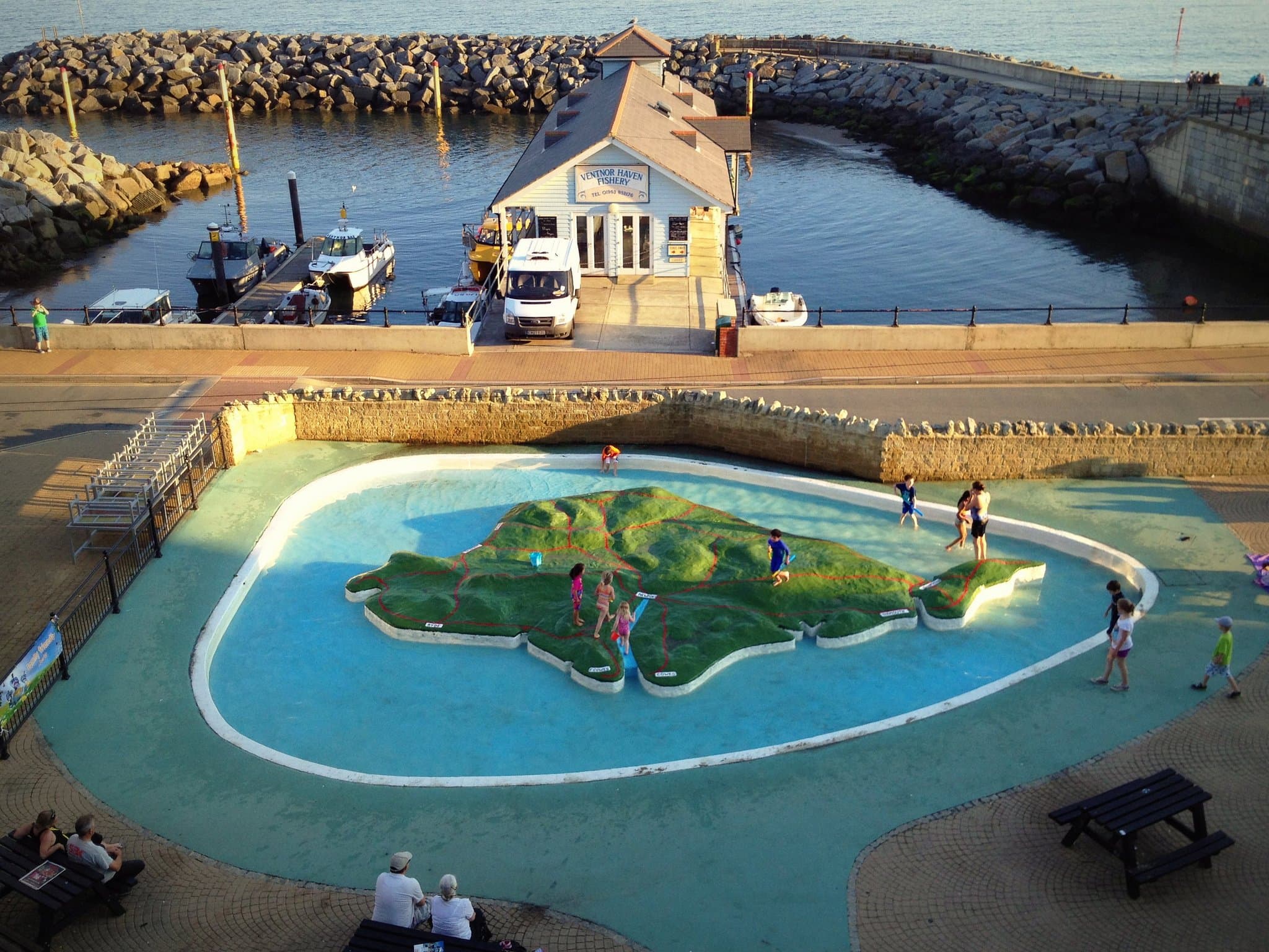Ventnor Paddling Pool - Photo 1