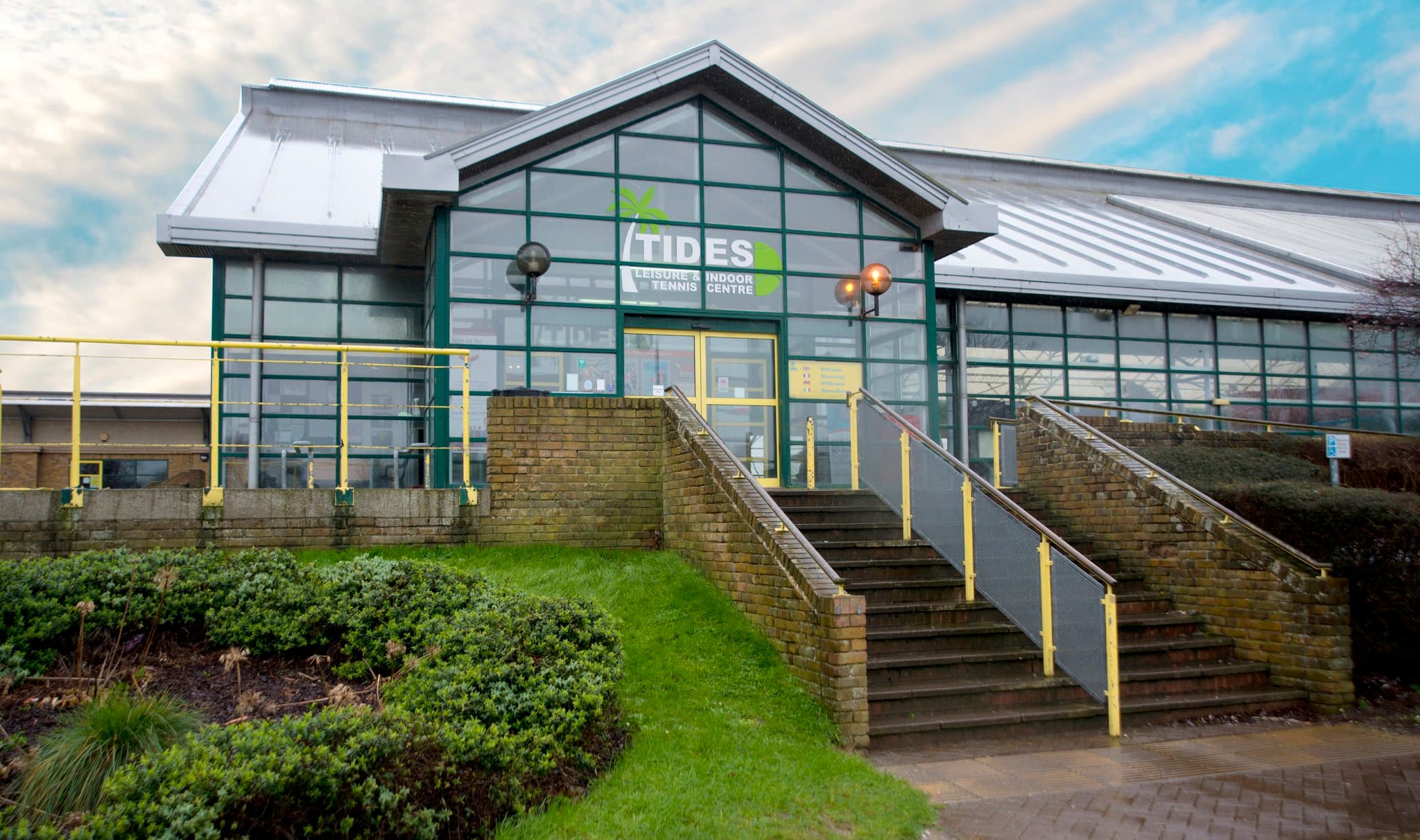 Tides Leisure Centre - Photo 1