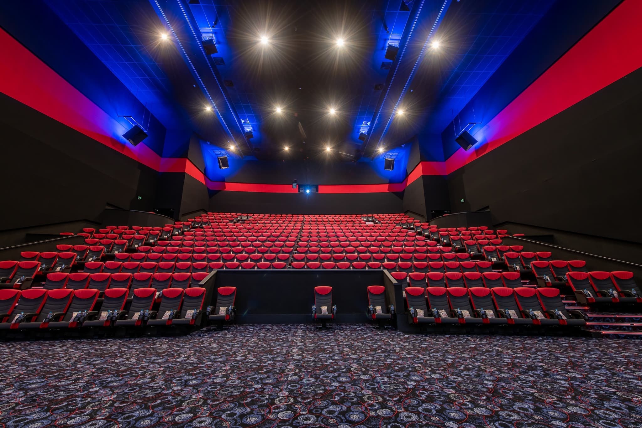 Cineworld Stevenage - Photo 1