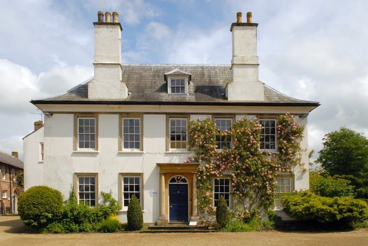 Dr Jenners House - Photo 1