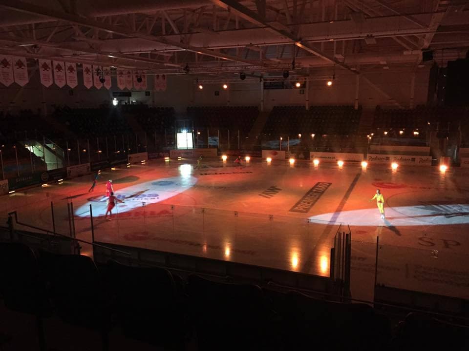 Ice Arena Wales - Photo 1