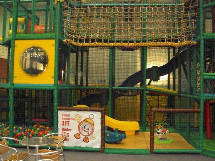 Fun Time - Photo 1