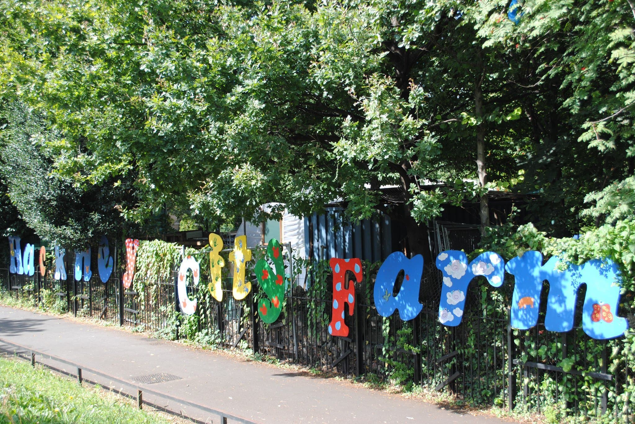Hackney City Farm - Photo 1